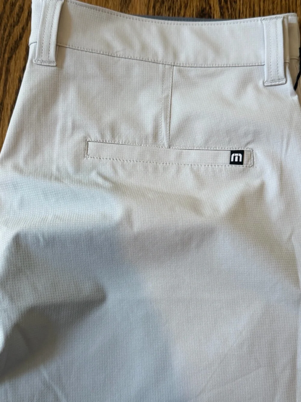 TravisMathew Wanderlust Shorts, a premium, lightweight size 35 NWT